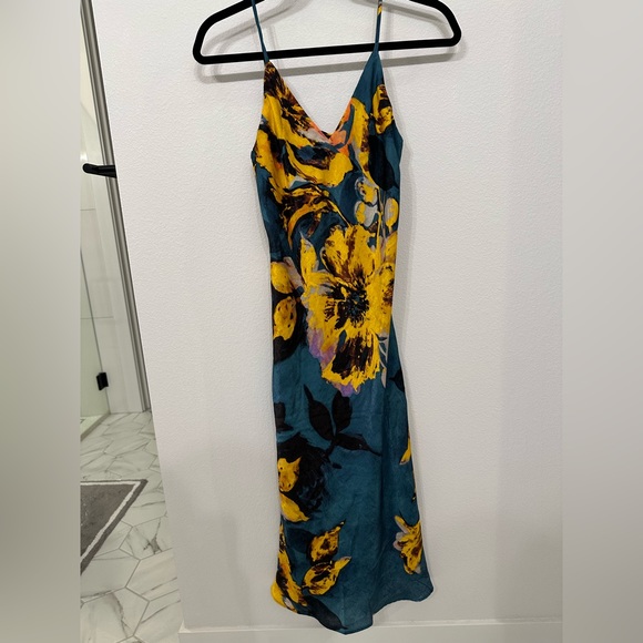 krisa Dresses & Skirts - Krisa Satin Dress